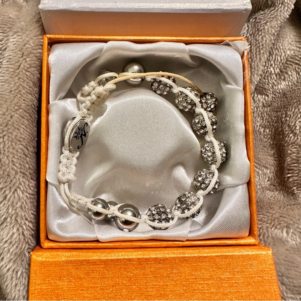 PRELOVED Joseph Nogucci Glitter Glam White Beaded Silver Glitz Bracelet